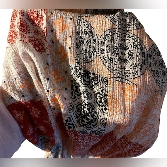 In Loom Women’s Waffle Knit Boho Blouse - Picture 4 of 7